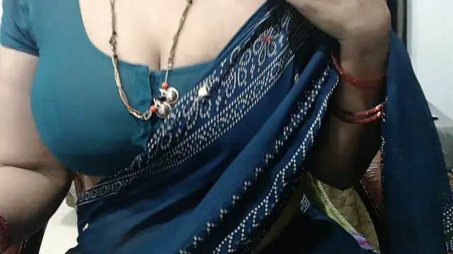 sunitha-3 Adlı Modelin Canlı XXX Sohbeti