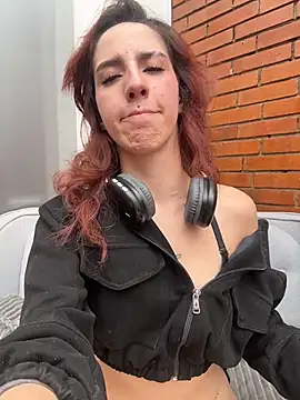 elodie_rouge লাইভ XXX চ্যাট