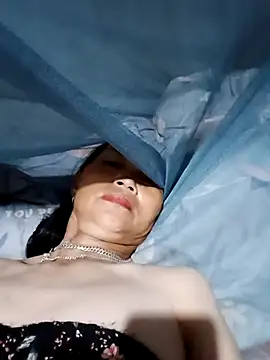 Lily-suny's Live XXX Chat