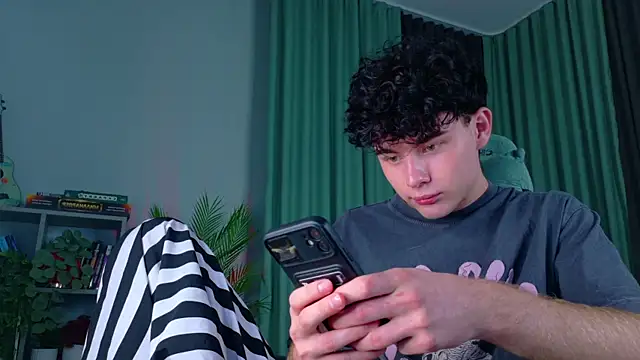 Chat XXX en directo de moon_Gloww