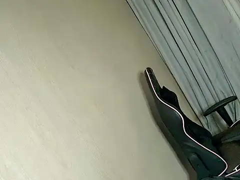 urseductive_chelsea 现场XXX聊天