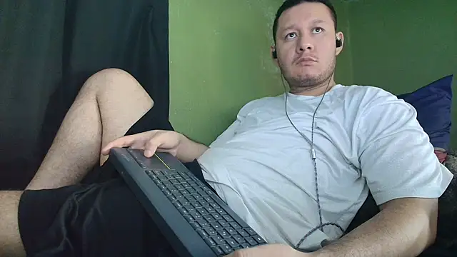 sweet_cock28 网络视讯表演