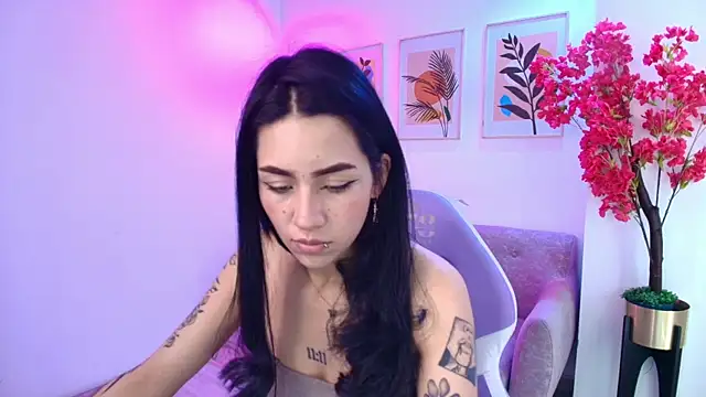 Rainy_doll's Live XXX Chat