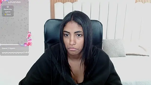 shaneelle élő XXX-chatje
