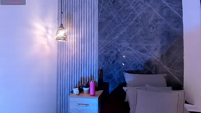 צ'אט XXX בשידור חי של Stephi_Moon