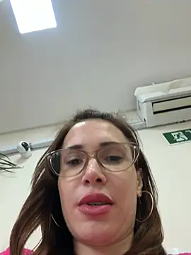 Chat XXX en directo de Irresistible37