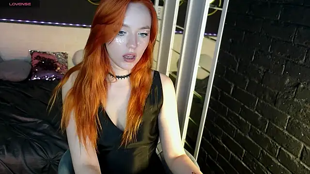 ZlataSaar's Live XXX Chat