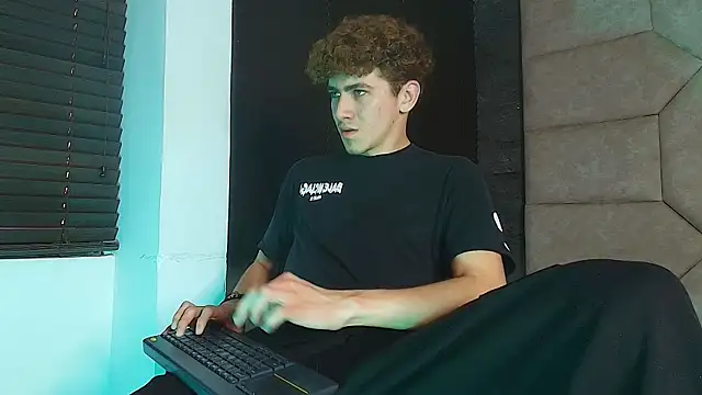 Tyler_Mcrey Live XXX-chat