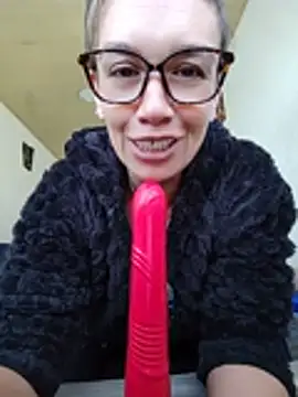 MARILYNKOVANOVA's Live XXX Chat