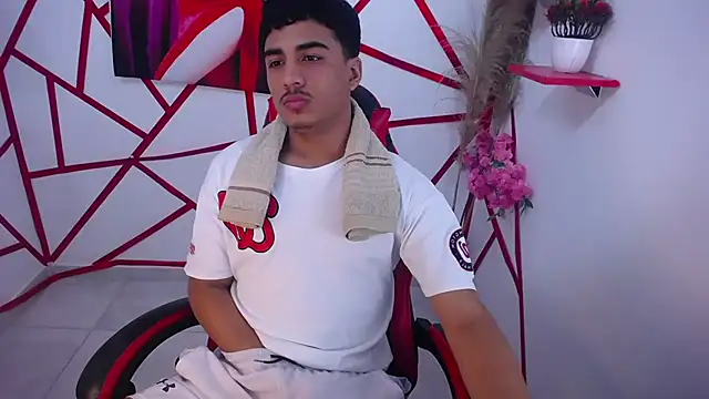 oliver-parker live XXX chat