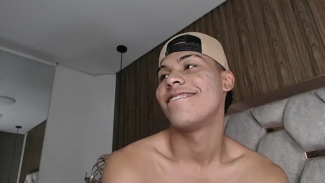 Colby_driscoll live XXX chat