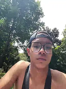 Andres_boy252's Live XXX Chat