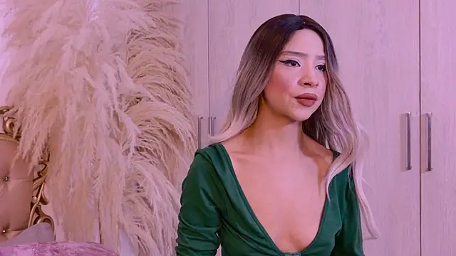 Sandy_Becker Adlı Modelin Canlı XXX Sohbeti