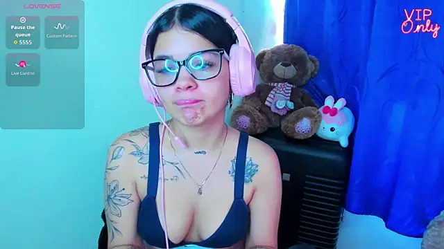 angelina_77 现场XXX聊天