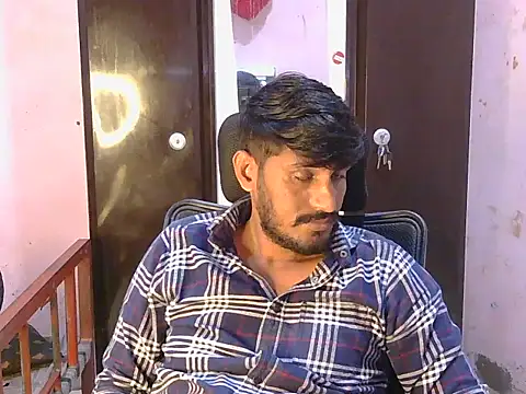 HotXKrish live XXX chat