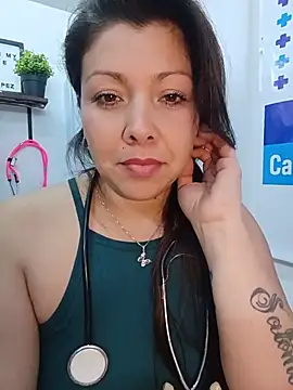 Chatroom XXX en direct de SARA_21-