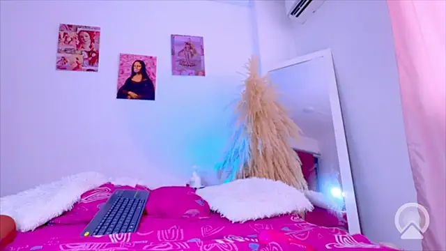 AMAIAA_LOVE's Live XXX Chat