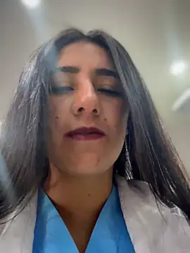 CAROLINE__07's Live XXX Chat