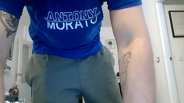 XXX chat uživo modela yanick931