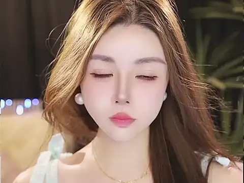 Chat XXX en directo de Qiaoqiao__