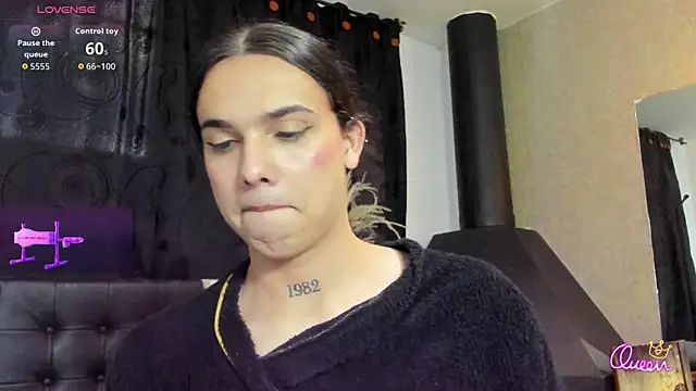 Almaazz – Naživo XXX chat