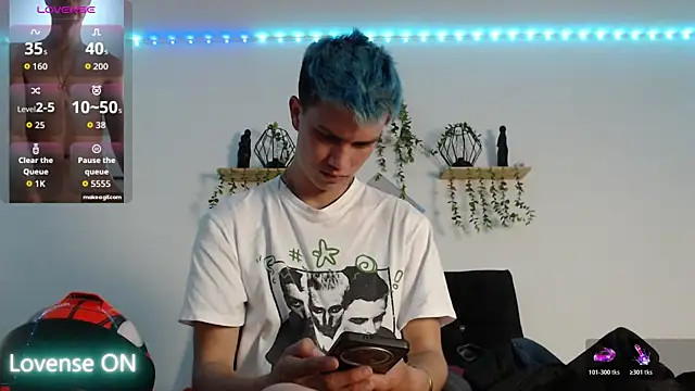 nicktorn Chat XXX in diretta