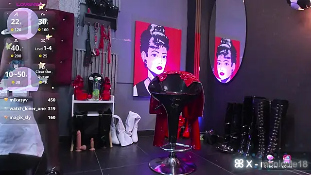 NicoleDiamondss' Live XXX Chat