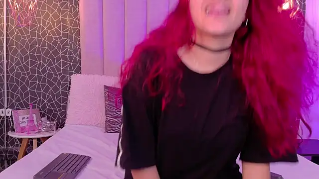 EmilyCarter02_ 即時 XXX 聊天