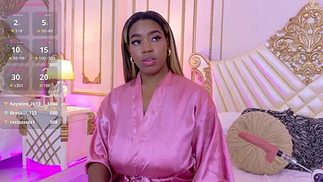 MiaPersie's Live XXX Chat