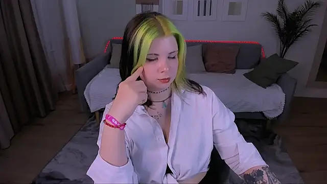 AliceSpencery Adlı Modelin Canlı XXX Sohbeti