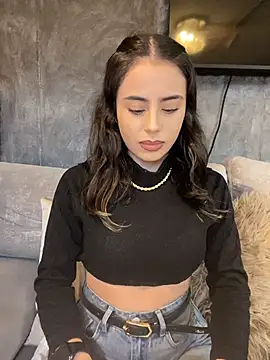 دردشة AbyThompson الجنسية المباشرة