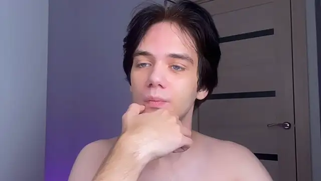 Zombde Adlı Modelin Web Kamerası Şovu