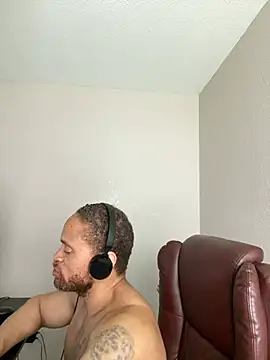 Czat XXX na żywo – Fathero1time