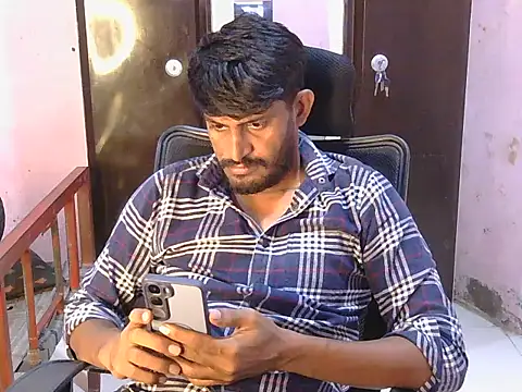 HotXKrish live XXX chat