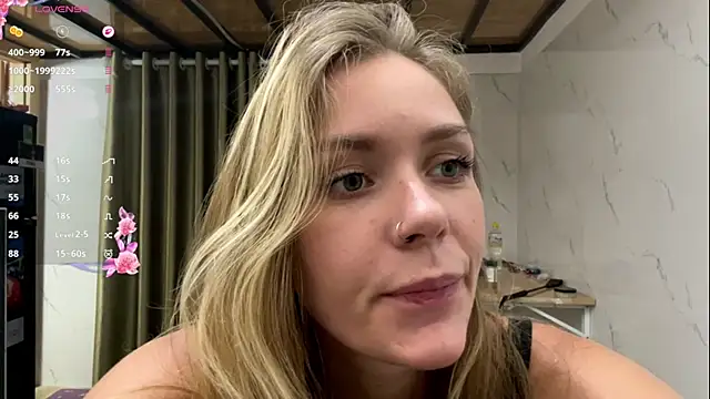 One_On_Mllion's Live XXX Chat