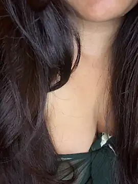 Chatroom XXX en direct de SURBHI__9