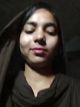 Simran_143 webkamerás műsora