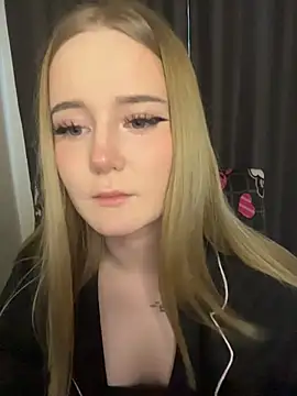 Rachelwebs' Live XXX Chat