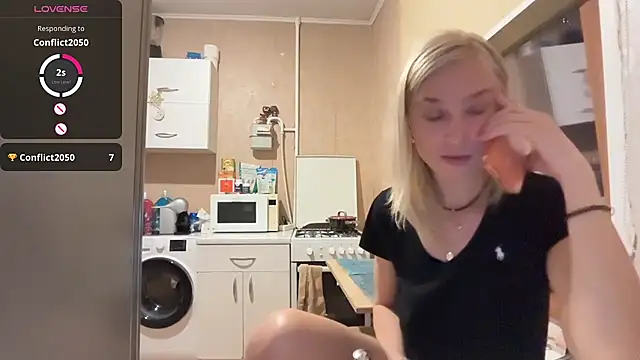 AngelJeni Chat XXX in diretta