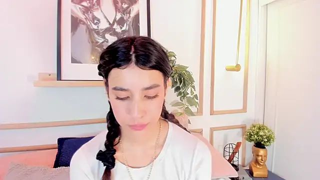 Nanami_ élő XXX-chatje
