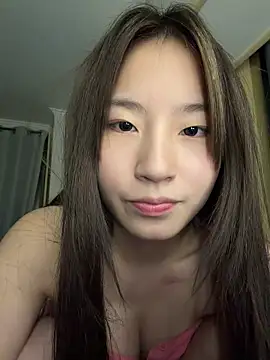 Uugirl00 Adlı Modelin Canlı XXX Sohbeti