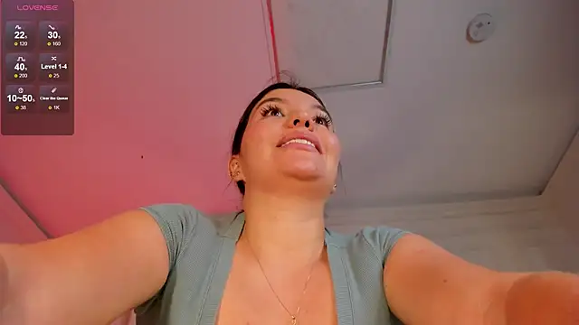 ValeriaRoldanX – Live XXX-chat