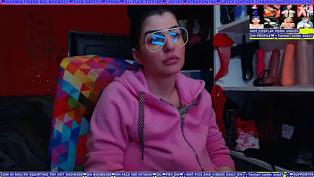 XXX chat uživo modela cuminmenowbbyx