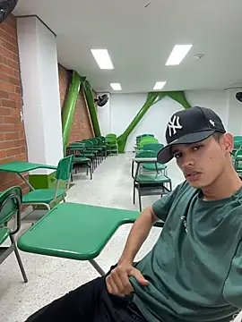 Онлайн чат XXX HarryGaze