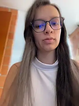 Soy_Sara7 XXX чат на живо