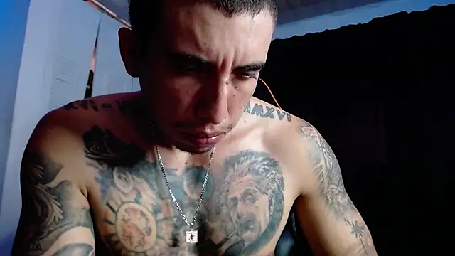Adam_Hudsond's Live XXX Chat