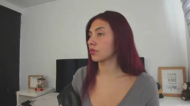 melanie_roux__'s Live XXX Chat