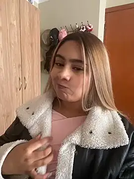 Miabonnett_'s Live XXX Chat