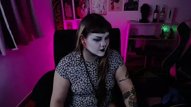 Bdsm_and_fries Chat XXX in diretta