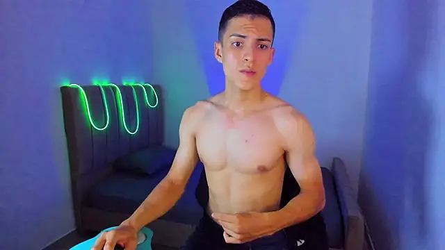 Chat +18 de Matiius18 ao vivo